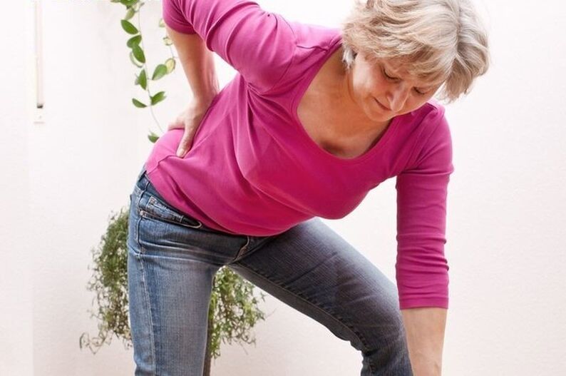 back pain with osteochondrosis